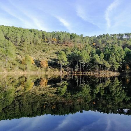 Ruralrut-El Tiemblo Wifi, Cabina De Hidromasaje, Aire Acondicionado Y A Pocos Metros De Zonas De Bano Naturales Buitenkant foto