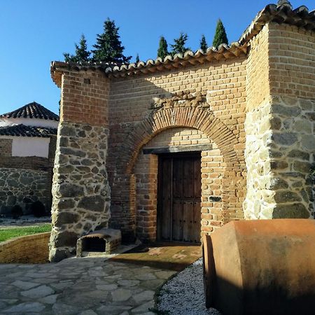 Ruralrut-El Tiemblo Wifi, Cabina De Hidromasaje, Aire Acondicionado Y A Pocos Metros De Zonas De Bano Naturales Buitenkant foto