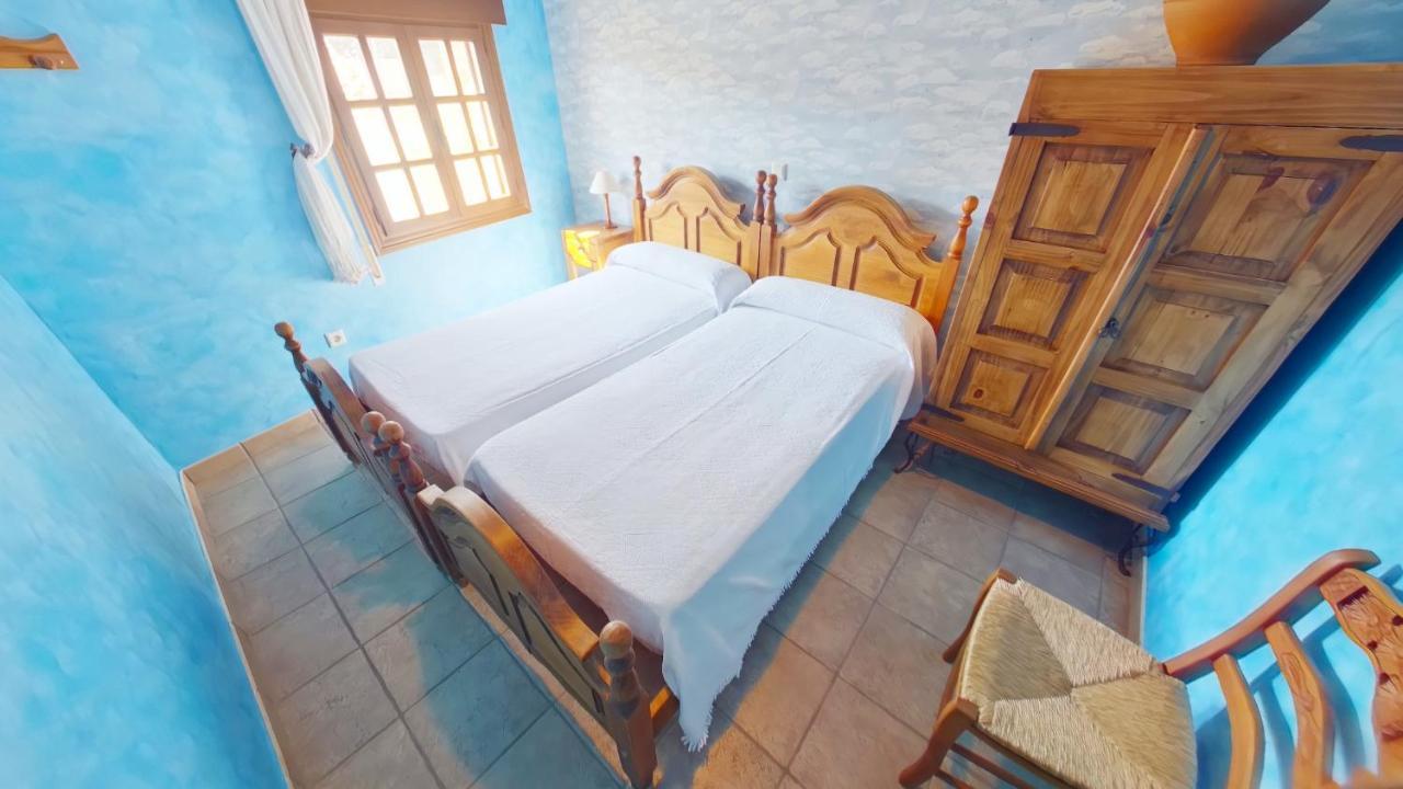 Ruralrut-El Tiemblo Wifi, Cabina De Hidromasaje, Aire Acondicionado Y A Pocos Metros De Zonas De Bano Naturales Buitenkant foto